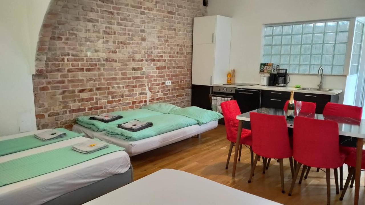 Cozynite Premium Apartment Stadthalle فيينا المظهر الخارجي الصورة
